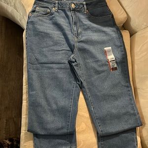 JEAN ALERT!